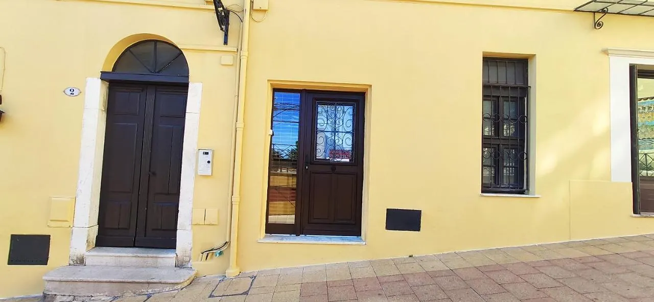 Apartment Superbe Appartement 2 Pieces A 2 Pas De La Plage,Dans La Vieille Ville Menton France
